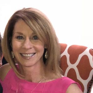 Meet your Posher, Dana